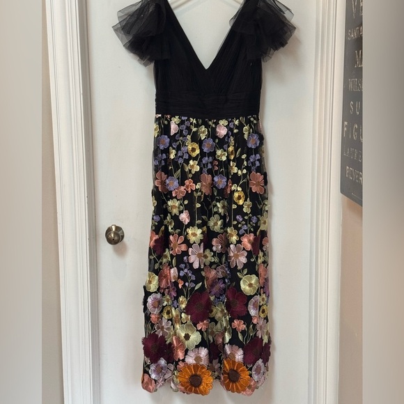 Mac Duggal Embroidered Applique Ruched Flutter Sleeve A Line Dress - Picture 4 of 8